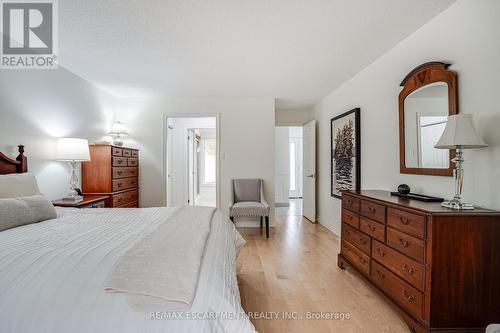 158 Sulphur Springs Road, Hamilton, ON - Indoor Photo Showing Bedroom