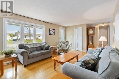 15 Hanbury Crescent, Moncton, NB - Indoor Photo Showing Living Room