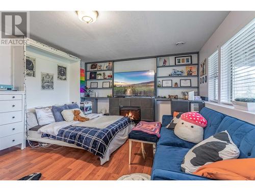 16621 Maki Road, Lake Country, BC - Indoor Photo Showing Bedroom