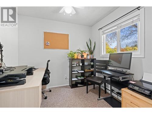 1809 40Th Avenue Unit# 11, Vernon, BC - Indoor Photo Showing Office