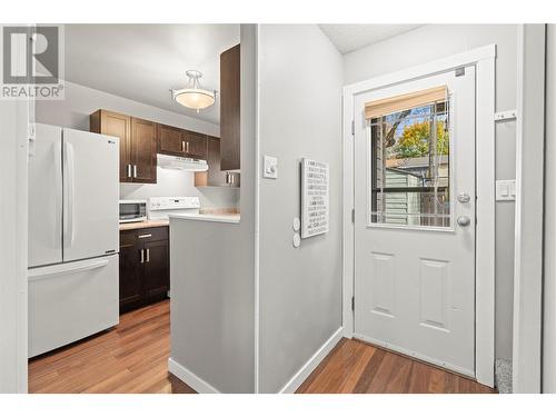 1809 40Th Avenue Unit# 11, Vernon, BC - Indoor Photo Showing Kitchen