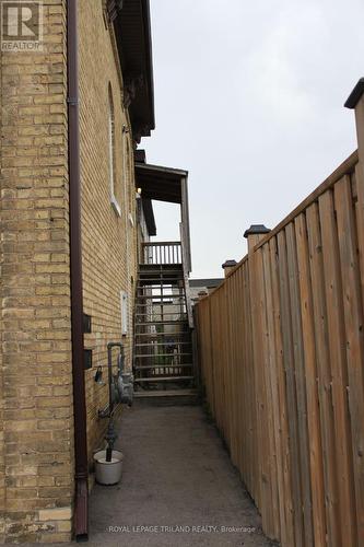 D - 508 Horton Street E, London, ON - Outdoor With Exterior