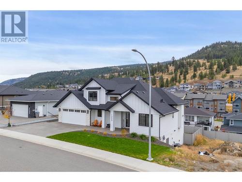 1353 Myra Place, Kamloops, BC - Outdoor With Facade