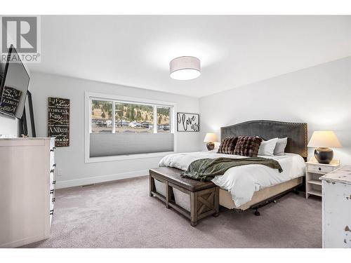 1353 Myra Place, Kamloops, BC - Indoor Photo Showing Bedroom