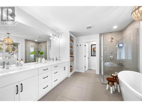 1353 Myra Place, Kamloops, BC - Indoor Photo Showing Bathroom