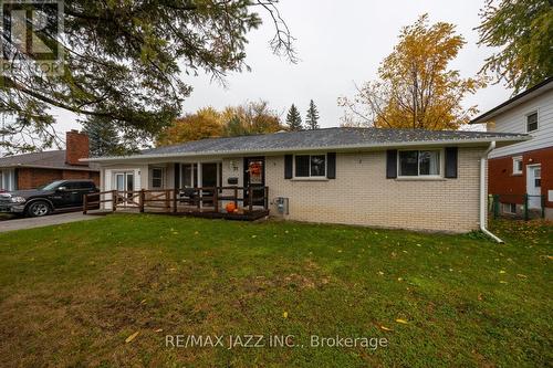 21 Maple Crescent, Kawartha Lakes (Lindsay), ON - Outdoor With Deck Patio Veranda