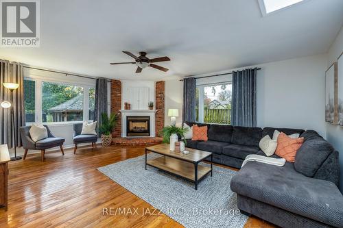 21 Maple Crescent, Kawartha Lakes (Lindsay), ON - Indoor Photo Showing Living Room With Fireplace