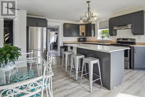 532 Dundas Street, Belleville, ON - Indoor Photo Showing Kitchen