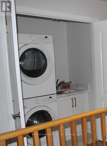 89 William Booth Avenue, Newmarket, ON - Indoor Photo Showing Laundry Room