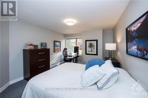 1104 Boucher Crescent, Ottawa, ON - Indoor Photo Showing Bedroom