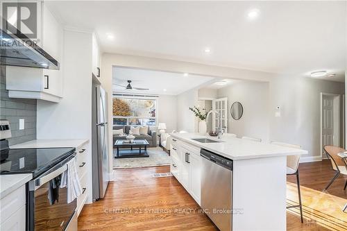 29 Capilano Drive, Ottawa, ON - Indoor Photo Showing Kitchen With Upgraded Kitchen