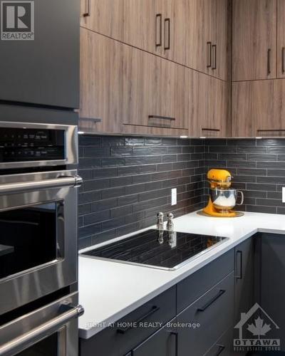 640 Cobalt Street, Clarence-Rockland, ON - Indoor Photo Showing Kitchen With Upgraded Kitchen