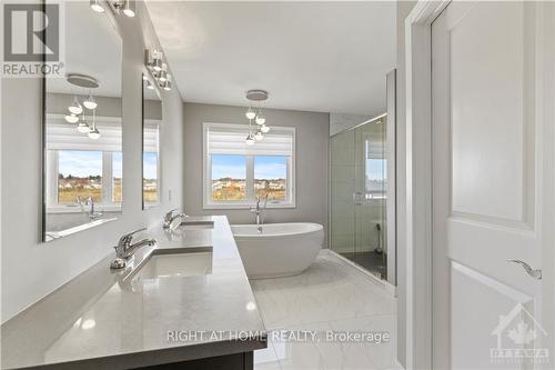 640 Cobalt Street, Clarence-Rockland, ON - Indoor Photo Showing Bathroom