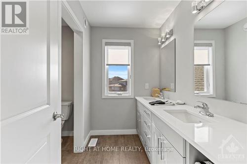 640 Cobalt Street, Clarence-Rockland, ON - Indoor Photo Showing Bathroom