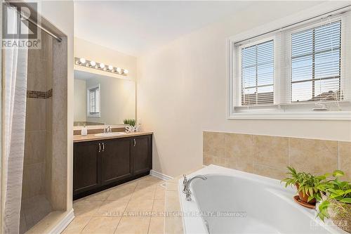 311 Gallantry Way, Ottawa, ON - Indoor Photo Showing Bathroom