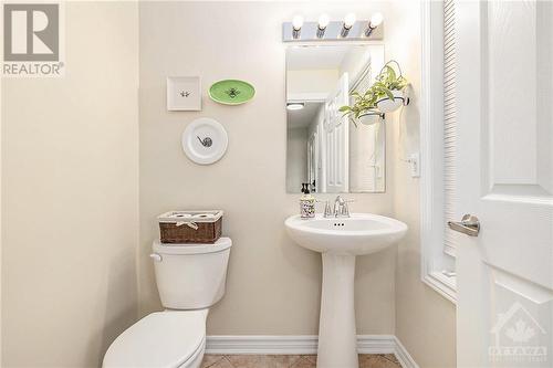 311 Gallantry Way, Stittsville, ON - Indoor Photo Showing Bathroom