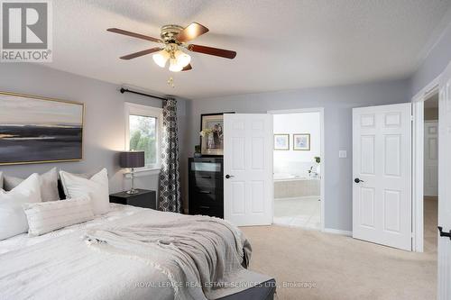 98 River Glen Boulevard, Oakville, ON - Indoor Photo Showing Bedroom