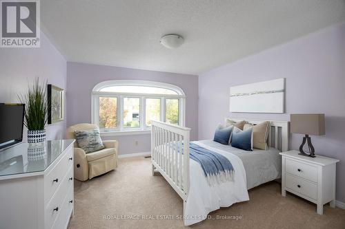 98 River Glen Boulevard, Oakville, ON - Indoor Photo Showing Bedroom