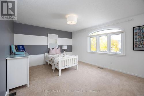 98 River Glen Boulevard, Oakville, ON - Indoor Photo Showing Bedroom