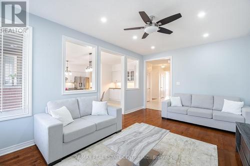 7 Prince Edward Boulevard, Brampton, ON - Indoor Photo Showing Living Room