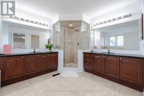 7 Prince Edward Boulevard, Brampton, ON - Indoor Photo Showing Bathroom