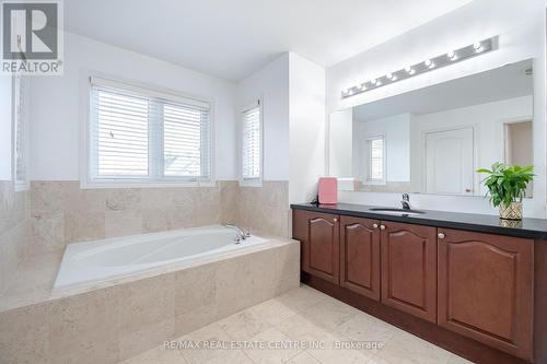 7 Prince Edward Boulevard, Brampton, ON - Indoor Photo Showing Bathroom