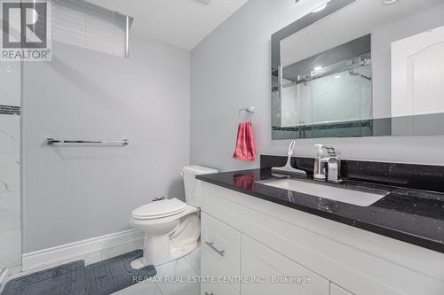 7 Prince Edward Boulevard, Brampton, ON - Indoor Photo Showing Bathroom