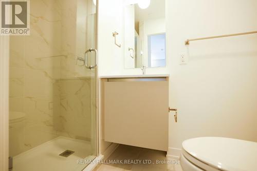 215 - 395 Dundas Street, Oakville, ON - Indoor Photo Showing Bathroom