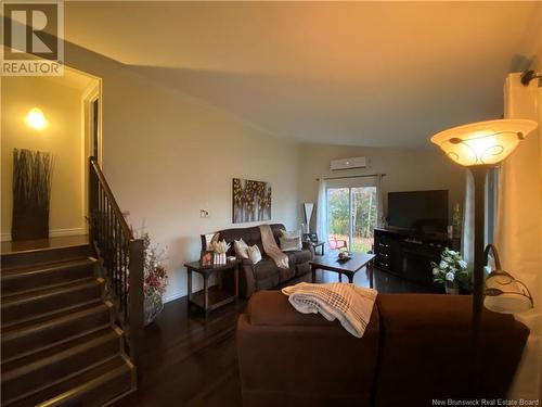 211 Foulem, Beresford, NB - Indoor Photo Showing Living Room