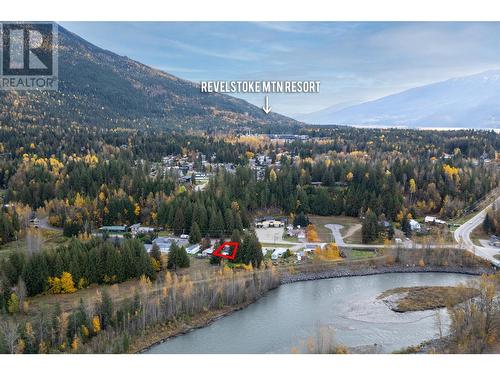 1442 Illecillewaet Road Unit# 5, Revelstoke, BC - Outdoor With View