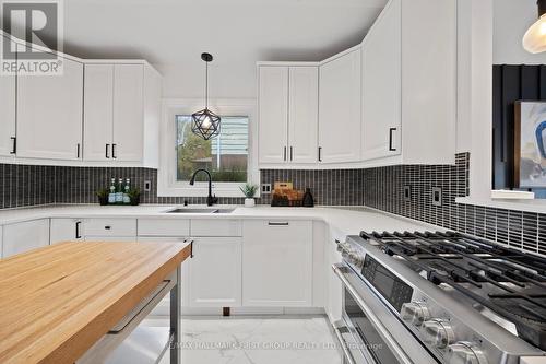 1760 Spruce Hill Road, Pickering, ON - Indoor Photo Showing Kitchen With Double Sink