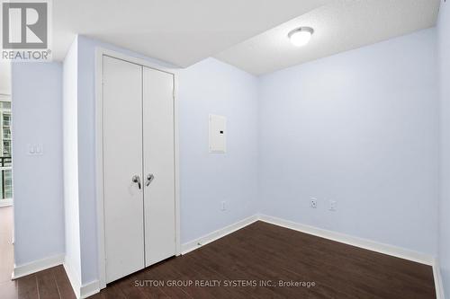 1008 - 11 Brunel Court, Toronto, ON - Indoor Photo Showing Other Room