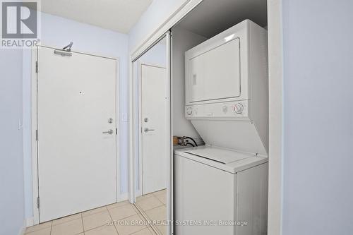 1008 - 11 Brunel Court, Toronto, ON - Indoor Photo Showing Laundry Room