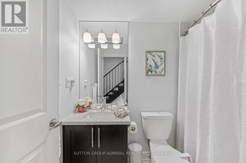 2152 Bayview Avenue, Toronto, ON - Indoor Photo Showing Bathroom