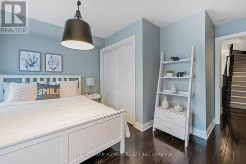 2152 Bayview Avenue, Toronto, ON - Indoor Photo Showing Bedroom