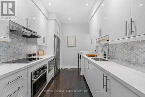 2152 Bayview Avenue, Toronto, ON - Indoor Photo Showing Kitchen With Upgraded Kitchen