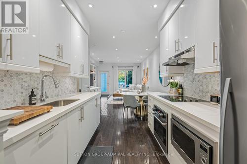 2152 Bayview Avenue, Toronto, ON - Indoor Photo Showing Kitchen With Upgraded Kitchen