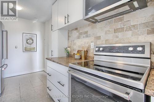 407 - 1210 Radom Street, Pickering, ON - Indoor Photo Showing Kitchen