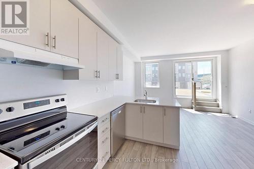 26 Bateson Street, Ajax, ON - Indoor Photo Showing Kitchen