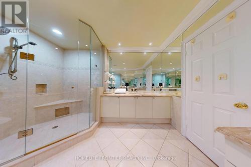 25 Karl Court, Vaughan, ON - Indoor Photo Showing Bathroom