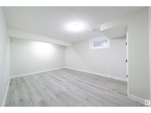 784 Lee Ridge Rd Nw, Edmonton, AB - Indoor