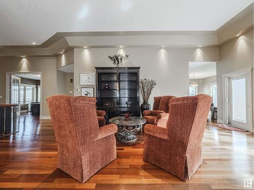 #28 18343 Lessard Rd Nw, Edmonton, AB - Indoor Photo Showing Living Room