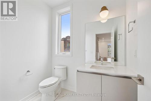 3053 Trailside Drive, Oakville, ON - Indoor Photo Showing Bathroom