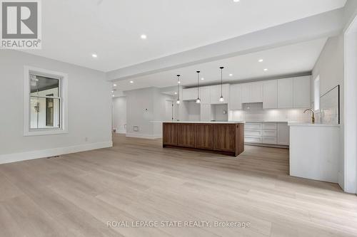 73 Birch Street, Cambridge, ON - Indoor Photo Showing Kitchen