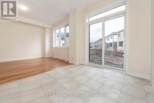 132 Eastbridge Avenue, Welland, ON - Indoor Photo Showing Other Room