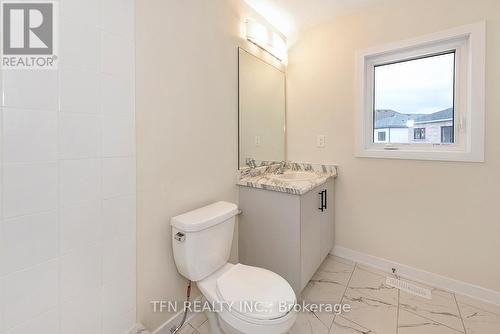 132 Eastbridge Avenue, Welland, ON - Indoor Photo Showing Bathroom