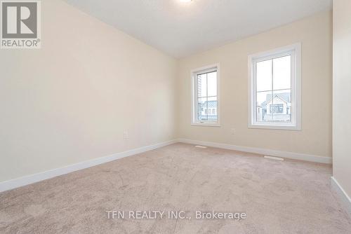 132 Eastbridge Avenue, Welland, ON - Indoor Photo Showing Other Room