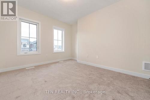 132 Eastbridge Avenue, Welland, ON - Indoor Photo Showing Other Room