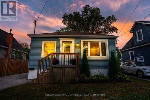 207 East 33Rd Street, Hamilton, ON - Outdoor With Deck Patio Veranda