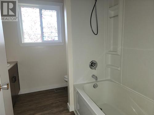 550 Palmer Street, Quesnel, BC - Indoor Photo Showing Bathroom